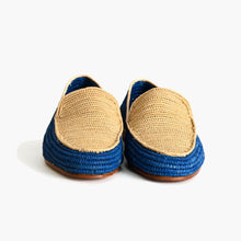 Load image into Gallery viewer, Handcrafted Beige and Blue Natural Raffia Slippers