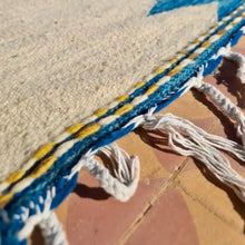 Charger l'image dans la galerie, Tapis berbère marocain en laine fait main - Zigzag de couleurs