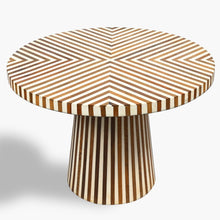 Load image into Gallery viewer, brown_wood_table