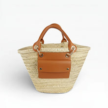 Carica l'immagine nel visualizzatore di Gallery, Elegant Handwoven Palm Leaf Market Tote Bag for Women with Eco-Leather Pocket