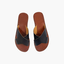 Carica l'immagine nel visualizzatore di Gallery, Sandali Ciabatte Infradito Nere in Pelle con Cinturino Incrociato Fatti a Mano da Donna