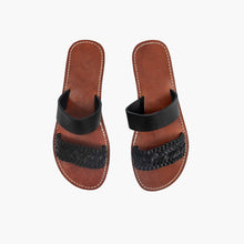 Carica l'immagine nel visualizzatore di Gallery, Sandali da Donna Artigianali Neri in Pelle con Doppia Fascia