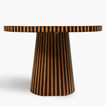 Load image into Gallery viewer, luxury_wood_table