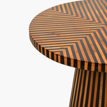 Load image into Gallery viewer, luxury_wood_table