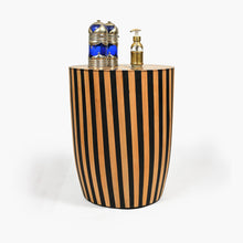 Charger l'image dans la galerie, moderne_dark_brown_mini_table