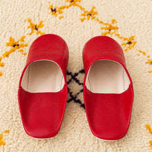 Carica l'immagine nel visualizzatore di Gallery, Women's Moroccan Leather Babouche Slippers