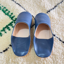 Carica l'immagine nel visualizzatore di Gallery, Women's Moroccan Leather Babouche Slippers
