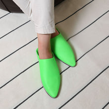 Load image into Gallery viewer, Metallic Leather Moroccan Belgha with Pointed Toe