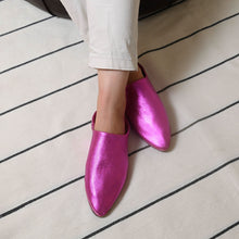 Load image into Gallery viewer, Metallic Leather Moroccan Belgha with Pointed Toe