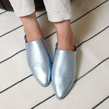 Load image into Gallery viewer, Metallic Leather Moroccan Belgha – Pointed Toe (Women)