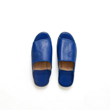 Carregar imagem no visualizador da galeria, Authentic Handmade Moroccan Babouche Slippers with Open Toe Box
