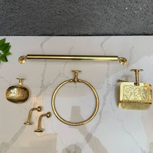 Carregar imagem no visualizador da galeria, Luxury Moroccan Brass Bathroom Accessories Set - 5 Piece High-Quality Handcrafted Collection
