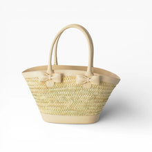Carica l'immagine nel visualizzatore di Gallery, Elegant Handcrafted Palm Leaf Tote Bag for Women with Eco-Leather Trim
