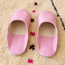 Carica l'immagine nel visualizzatore di Gallery, Women's Moroccan Leather Babouche Slippers

