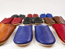 Charger l'image dans la galerie, Moroccan Leather Babouche Slippers for Women, Sheepskin Leather Mules, Naturally Tanned Leather Babouche - 6 Colors
