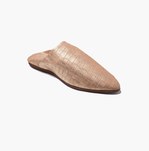 Load image into Gallery viewer, Handmade Gilded Grid-Weave Moroccan  Babouches
