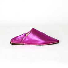 Carica l'immagine nel visualizzatore di Gallery, Pantofole artigianali da donna marocchine Belgha – Ballerine a punta in pelle
